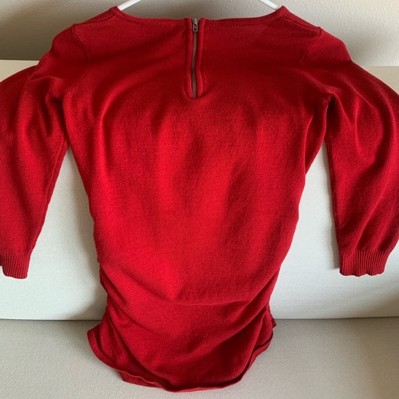 Sweater Small - Picture 2 of 4